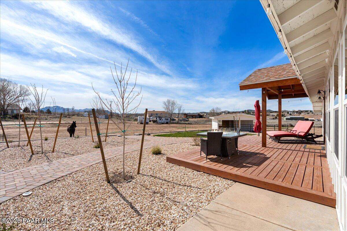 2480 W Sundial Road