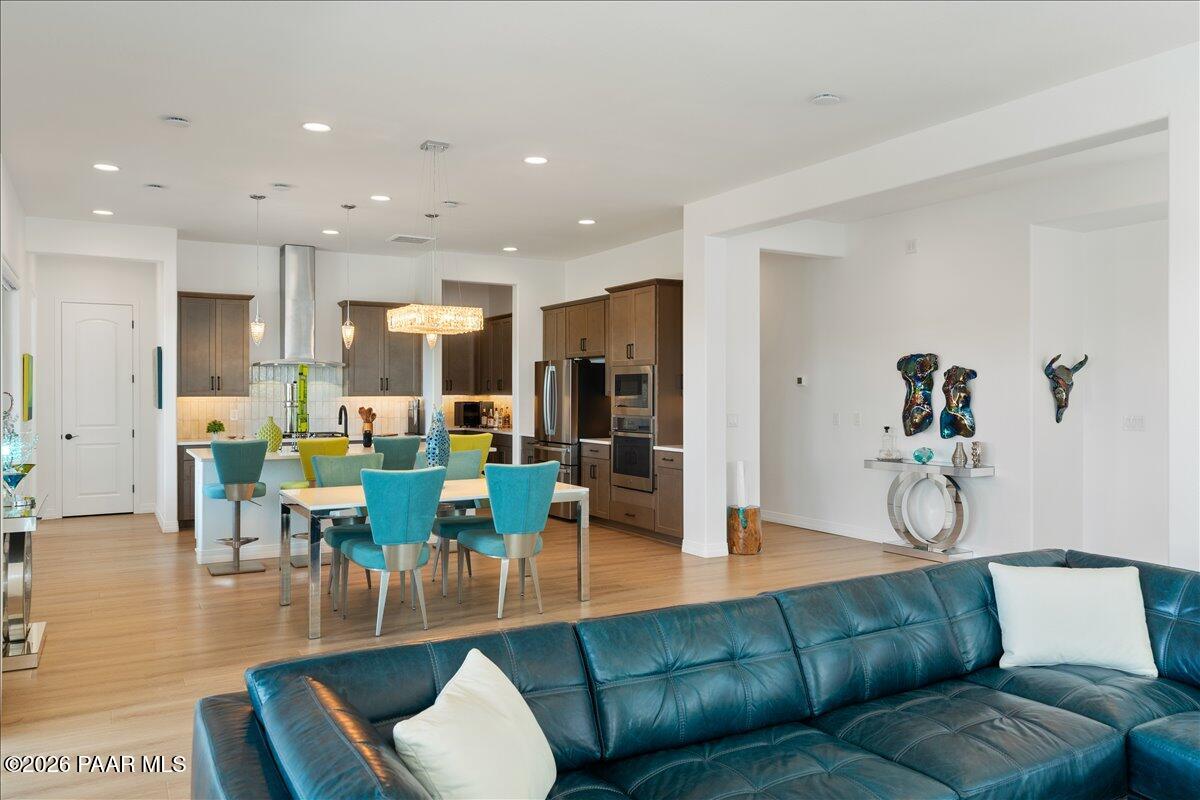 5246 Iron Vine Trail